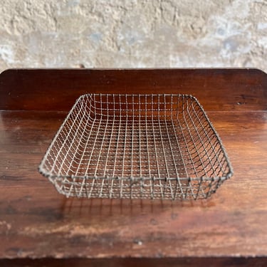 Vintage Crinkle Wire Desktop Paper Tray Office Decor 