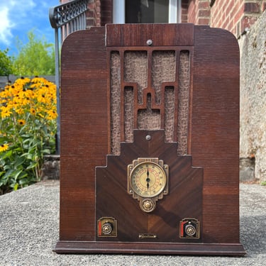 Sweet 1935 Sentinel 5721S Tombstone Radio, Full Elec Restoration 