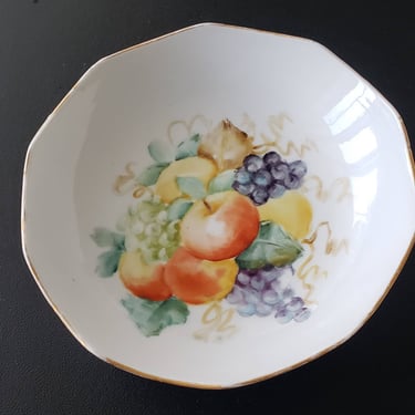 Antique Czechoslovakian Porcelain Fruit Bowl Plate 