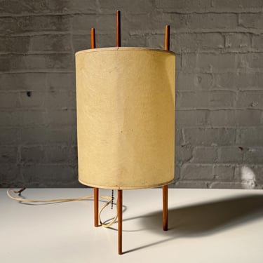 Isamu Noguchi Table Lamp for Knoll, Model No. 9
