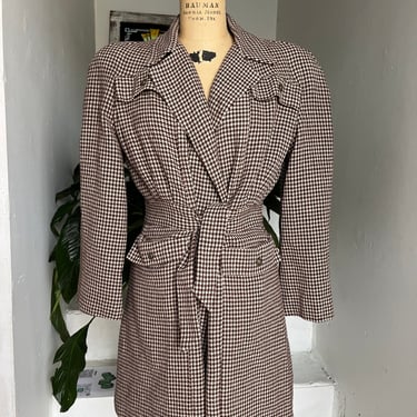 1940s Lined Brown and Ivory Houndstooth Wrap Coat Pockets VIntage M/L 
