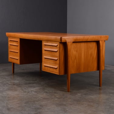 1960s Ib Kofod-Larsen Danish Modern Teak Desk 