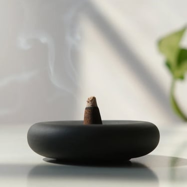 Eve Incense Holder