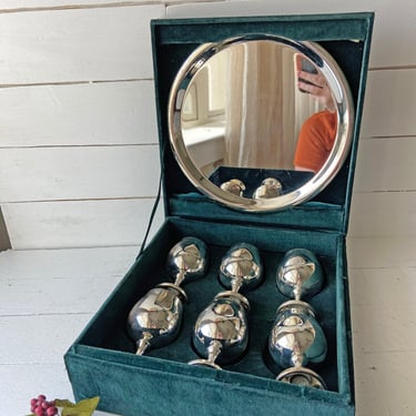 Vintage Silver Plate Traveling Communion Set With Velvet Box // Vintage Silver Cups And Plate // Perfect Gift 