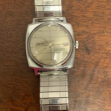 Vintage Seiko Sea Lion Antimagnetic Watch 