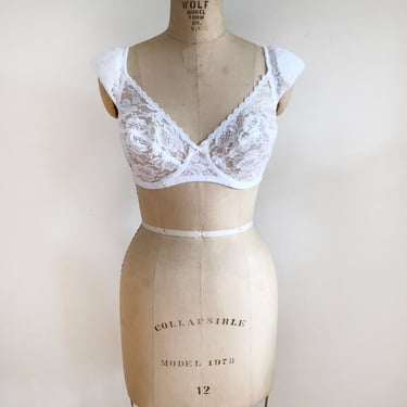 White Lace Underwire Bra with Shoulder Pads - 1980s 