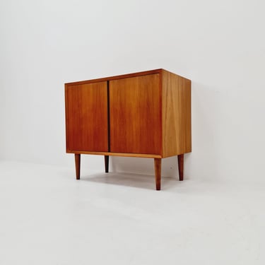 Mid-century Danish vintage teak hallway cabinet, sideboard, By cadovious 1960s 