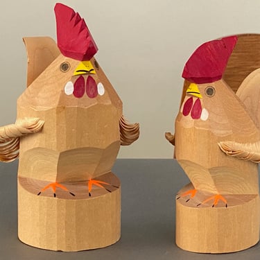 Pair Ittobori Wood Carved Roosters Chickens 