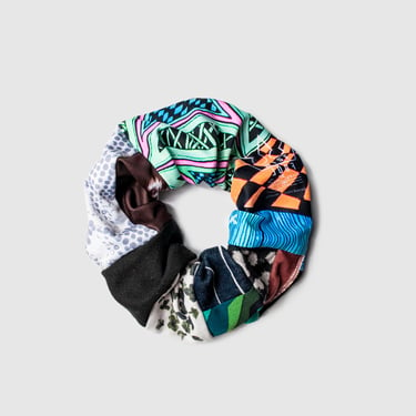mixed print 'all-over reroll' scrunchie