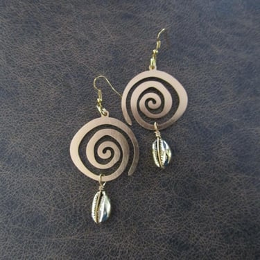 Cowrie shell earrings, Brutalist earrings, gold African earrings, mid century modern earrings, Afrocentric earrings 2 