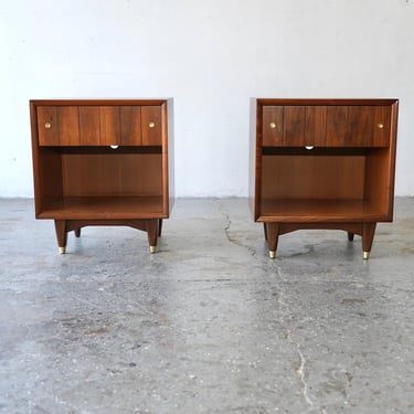 Pair of Mid-Century Modern Walnut and Brass Nightstands by Kroehler 