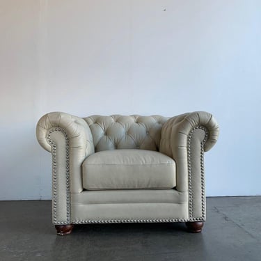 Chesterfield Lounge Chair 