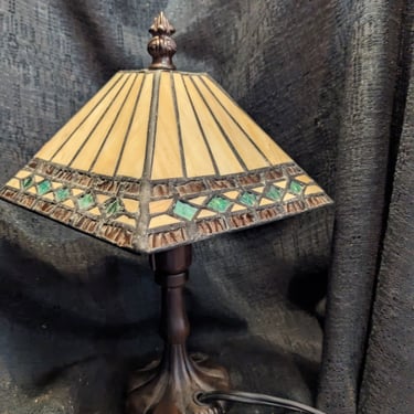 Contemporary Teeny Tiffany&#39;s lamp 6 x 10.25