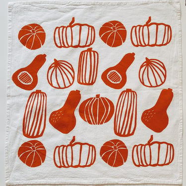 screen printed tea towel. orange pumpkins on white. flour sack cotton. ecofriendly. boho home. hostess gift. gourds. fall. halloween. squash 