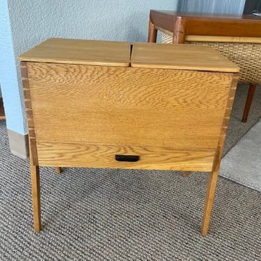 Vintage Sewing Box<br />Oak<br />W 18 x D 12 x H 18