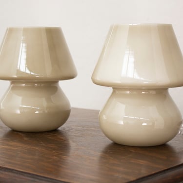 Set of 2 Italian Puffed Mushroom small Lamp, table lamp ivory color h 18cm, Murano glass Made in Italy 