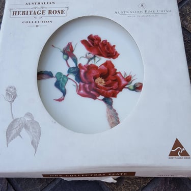 Australian Heritage Rose Plate~Vtg Fine Porcelain China 6" Plate Australia~Collectible China by Botanical artist Nikulinsky~JewelsandMetals 