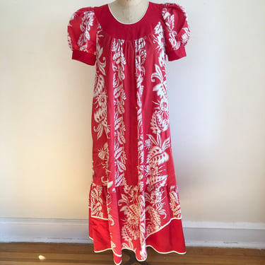 Red and White Floral Print MuuMuu - 1970s 