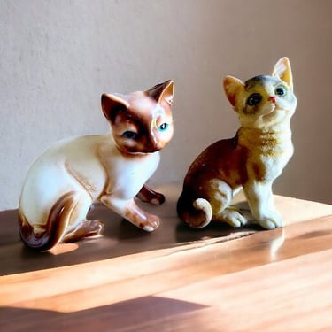 VINTAGE Cat Decor with Endearing Designs Charming Cat Lover Pieces Collectible Ceramic Cats from Yesteryears Retro Cat Figurines in Ceramic 