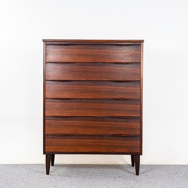 Danish Modern Rosewood Dresser - (321-062) 