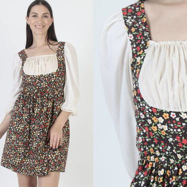 70s Dirndl Style Sundress Vintage Calico Floral Apron Festival Puff Sleeve Waitress Dress 