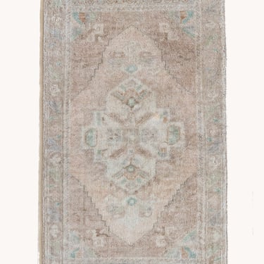 HOLD Vintage Turkish Mini Rug No. 633 | 1'8 x 3'5