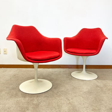 vintage Eero Saarinen Knoll tulip chairs set of 2 mid century 