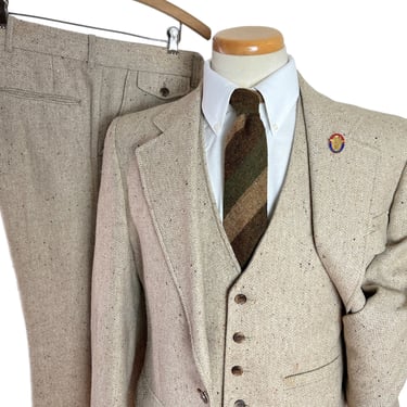 Vintage 1970s Wool TWEED 3pc Suit ~ 38 R ~ vest / waistcoat ~ pants / jacket / sport coat ~ Herringbone / Donegal 