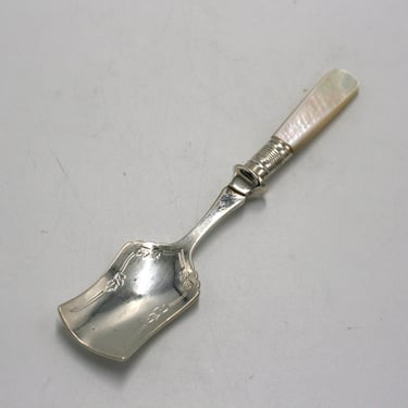 vintage sugar shovel with mother of pearl handle sheffield england 