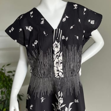 Sweet Voluptuous Size Unworn 1950s Dress Black and White Floral 42