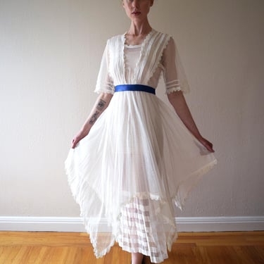 Antique net dress . vintage 1900s ivory dress . size xxs to xs 