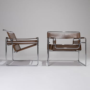 PAIRE DE FAUTEUILS WASSILY EN CUIR COGNAC, MARCEL BREUER, 1930s