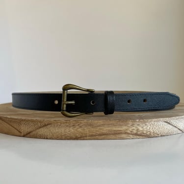 Vintage 90s Black Vegan Leather Skinny Golden Buckle Belt - M 