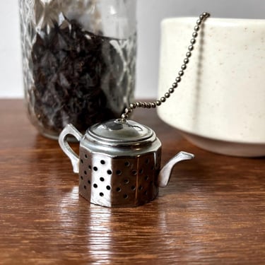 Vintage Metal Teapot Loose Leaf Tea Infuser Strainer with Chain | Miniature Pot Tea Ball | Farmhouse | British Cottage | Brewing Drink Gift 