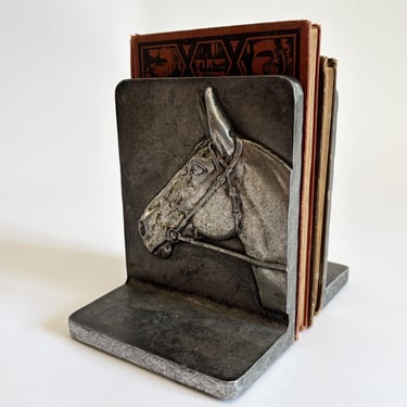 1950s Vintage Bruce Fox Equestrian Style Hunter Horse Cast Aluminum Bookends 