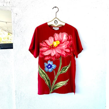 Vintage DVF Silk Daisy Flower Oversize Tshirt // 80s 90s Diane Von Furstenburg Floral Shirt Short Sleeve Top 