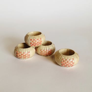 RATTAN NAPKIN RINGS - S/4 