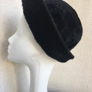 Vintage black furry wool hat by Duchess Miss Dee halo fit big brim 