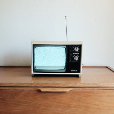 Vintage Philco TV - 1970's / Retro mini tv / Vintage tv / MCM TV 
