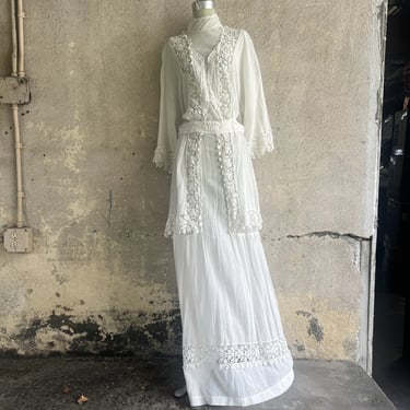 Antique Edwardian  Floral Lace White Cotton Tiered Tea Dress Full Length MOP
