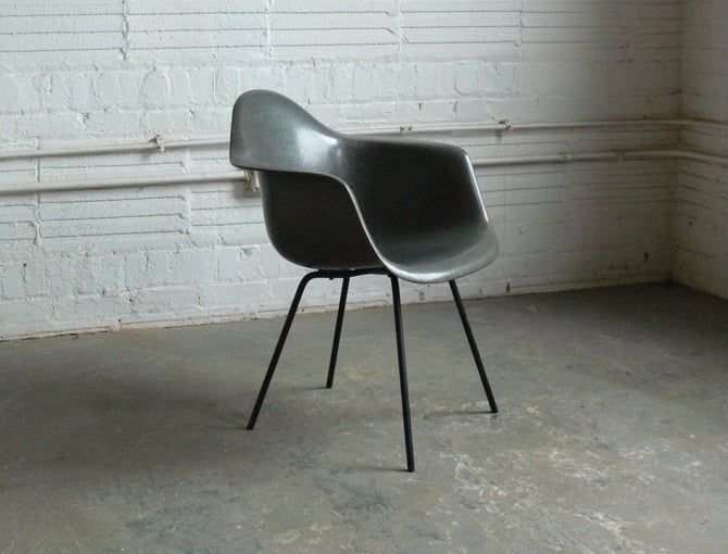 Eames for Herman Miller 2nd Generation Zenith Arm Chair-DAX 