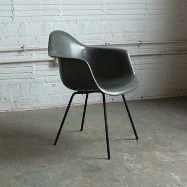 Eames for Herman Miller 2nd Generation Zenith Arm Chair-DAX 