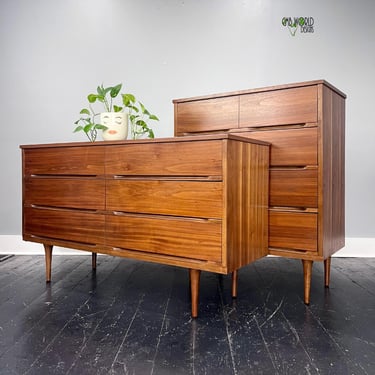 Simple Walnut Dresser Set