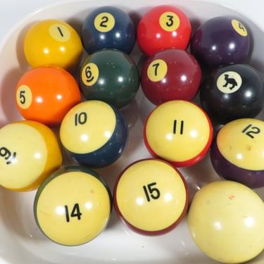 Mid Century Set of 15 Pool Billiard Balls - Bakelite Pool Balls 