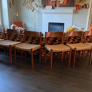 Mid Century Set of 6 Danish Paper Cord Dining Chairs in the Manner of Poul Volther for Frem Rojle 