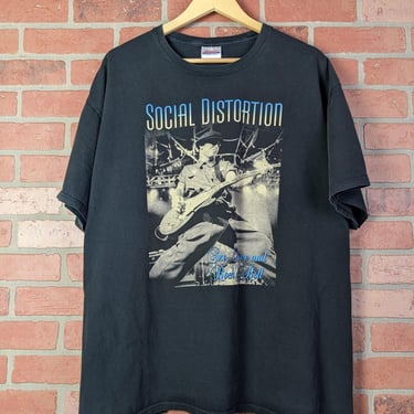 Vintage 00s Y2k Social Distortion Sex, Love and Rock and Roll ORIGINAL Band Tee - 2 Extra Large 