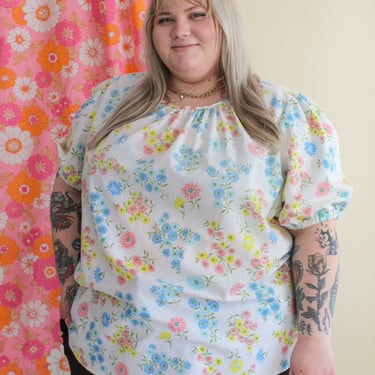 Chubby Dust Bunny Handmade Tri-Color Floral Billowy Blouse. 4XL. Recycled Vintage Fabric. 