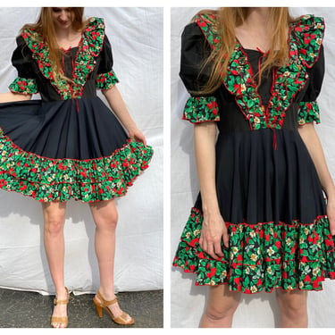 Square Dancing Dress / Strawberry Novelty Printed Cotton Frilly Puffed Short Sleeves / Prairie / Full Circle Skirt / Lolita 