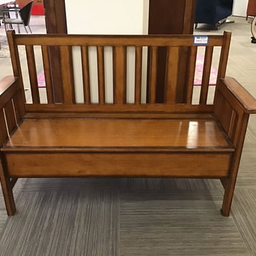 Entryway Storage Bench (Seattle)