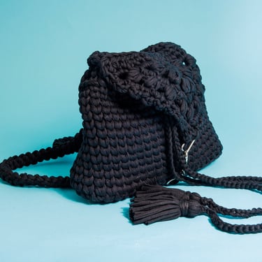 90s Black Woven Crochet Backpack Vintage Handwoven Fabric Tassel Purse 